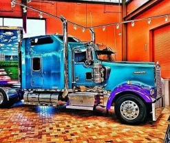 Puzzle Diamant painting: Shiny truck 30x40 cm