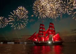 Puzzle Fireworks around and Sailboat