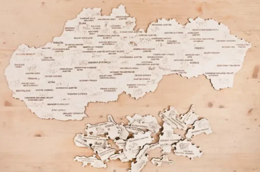 Puzzle Jaskyne a prír. úkazy drevené puzzle v krabi膷ke