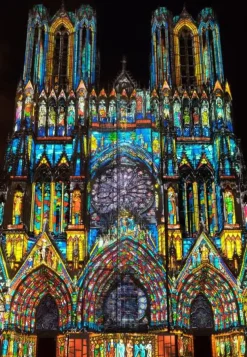 Puzzle Reims Cathedral in Light